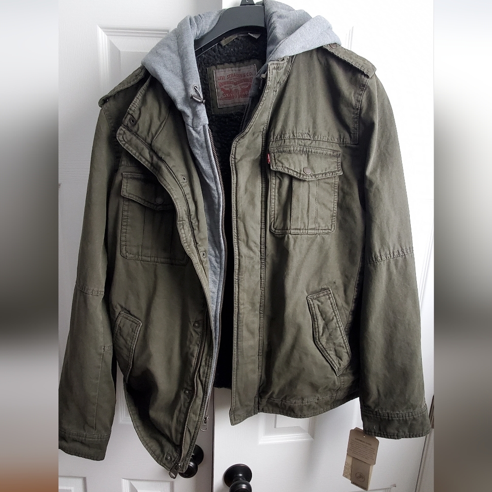 Levi's Fleece Lined Military Style Jacket Dark Olive Green/Brown look, NWT
